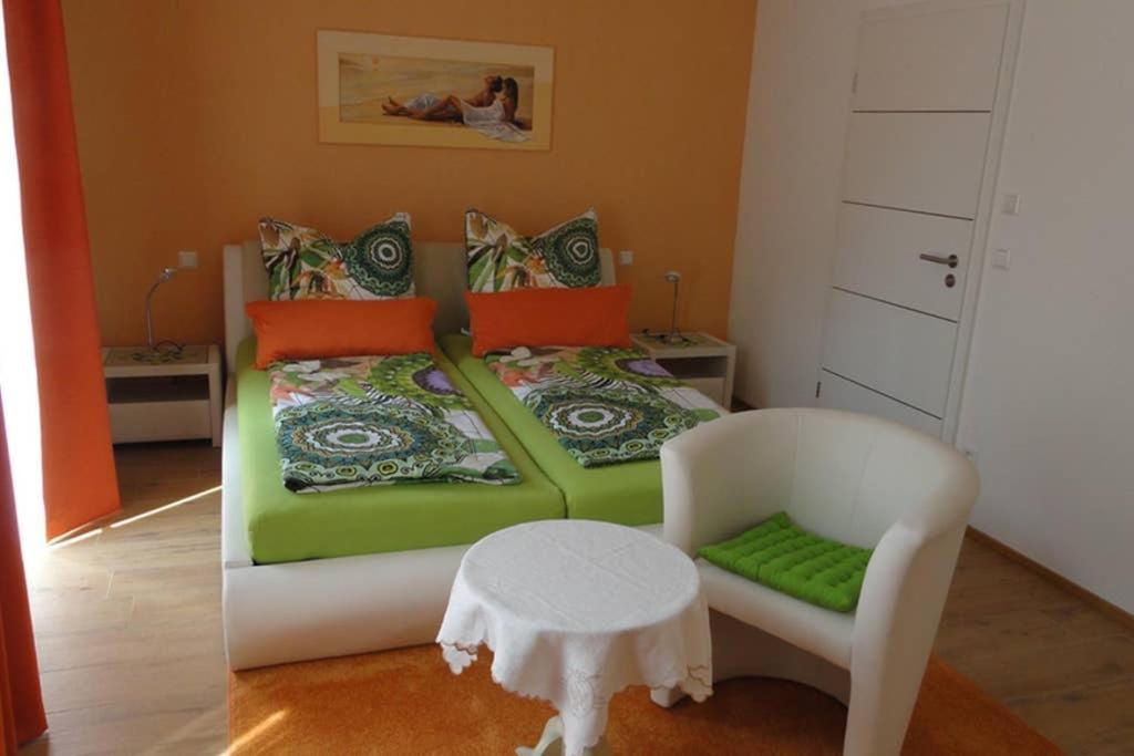 Top 2 Zi-Wohnung, 350 M Zum See Friedrichshafen Luaran gambar