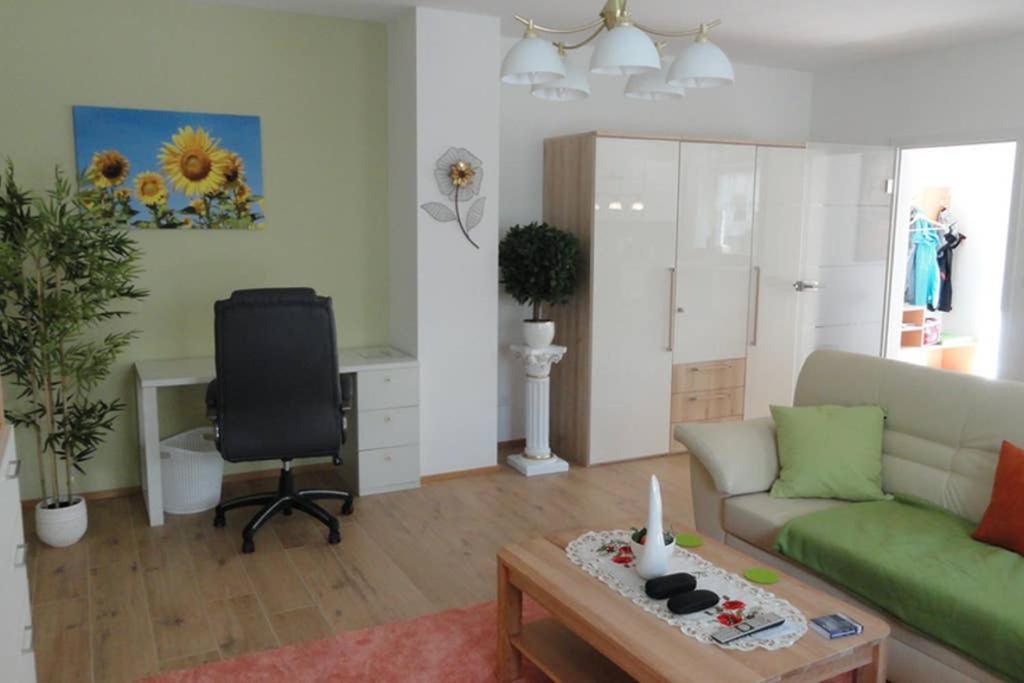 Top 2 Zi-Wohnung, 350 M Zum See Friedrichshafen Luaran gambar